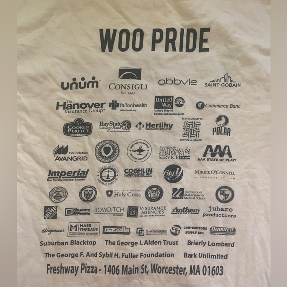 T shirt - Picture 2 of 3